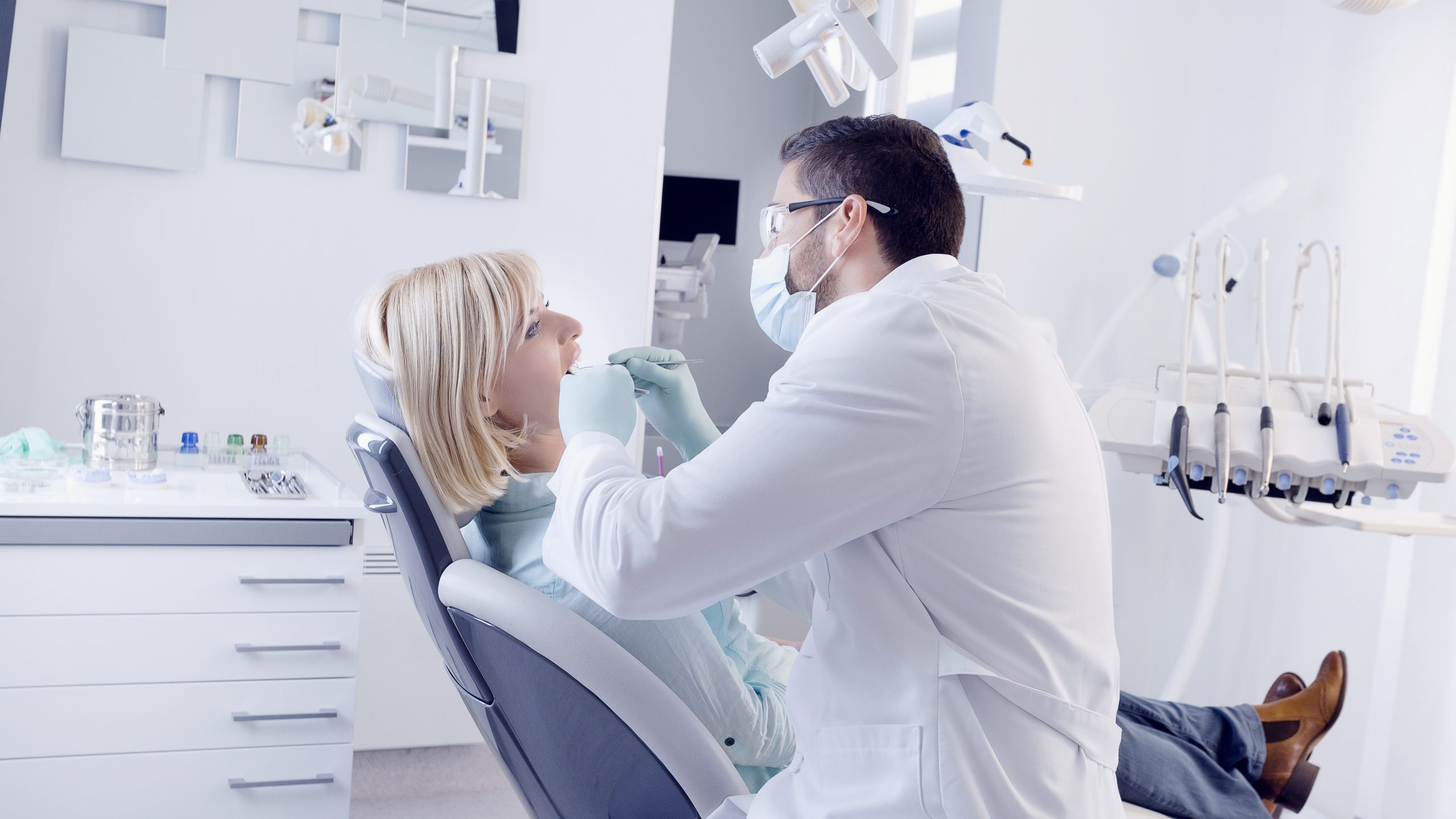 Dentist in Rosamond, CA